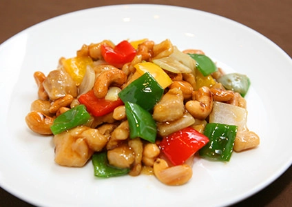 鶏肉のカシューナッツ炒め